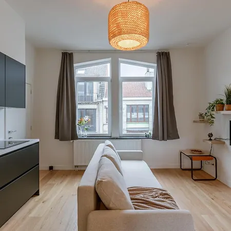 Huswell - Charming Just Steps From The Beach. شقة