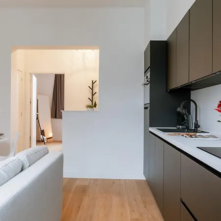 شقة Huswell - Charming Just Steps From The Beach. *