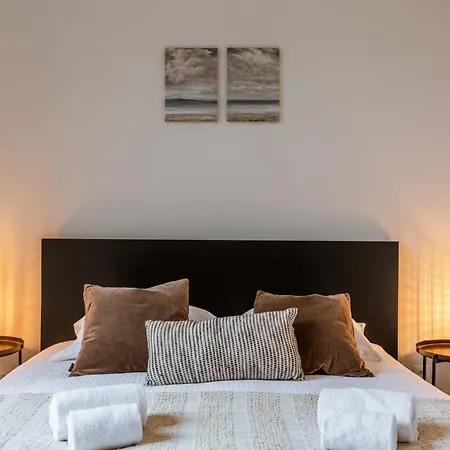 Huswell - Charming Just Steps From The Beach. Apartamento